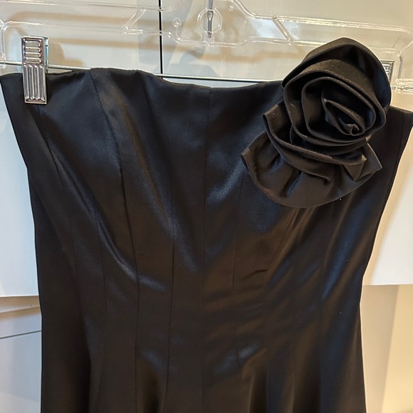 Teeze Me Black Strapless Dress with Rosette - Picture 5 of 6